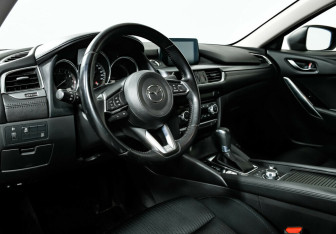 Подержанный автомобиль Mazda 6 Sedan 2018 года (11 фото)