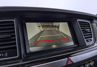 Подержанный автомобиль Hyundai Genesis 2016 года (27 фото)