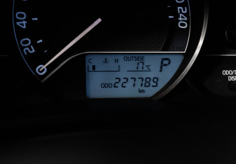 Подержанный автомобиль Toyota Corolla Sedan 2014 года (11 фото)