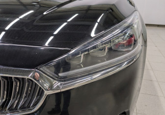 Подержанный автомобиль Kia K7 2019 года (29 фото)