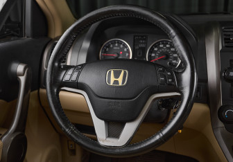 Подержанный автомобиль Honda CR-V 2008 года (13 фото)