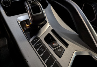 Подержанный автомобиль Geely Coolray 2022 года (20 фото)