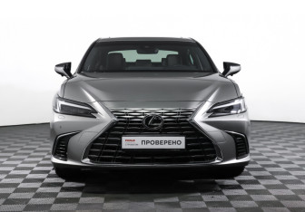 Подержанный автомобиль Lexus ES 2025 года (2 фото)