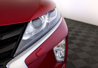 Подержанный автомобиль Mitsubishi Eclipse Cross 2019 года (17 фото)