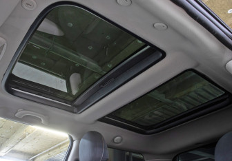 Подержанный автомобиль MINI Hatch 2018 года (23 фото)