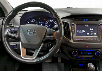 Подержанный автомобиль Hyundai Creta 2018 года (21 фото)