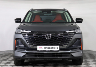 Подержанный автомобиль Changan UNI-S 2024 года (2 фото)