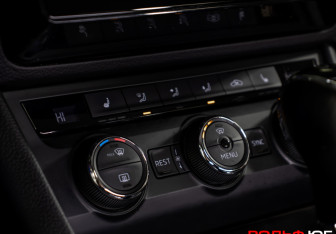 Подержанный автомобиль Skoda Superb Liftback 2016 года (14 фото)