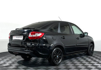 Подержанный автомобиль LADA (ВАЗ) Granta Liftback 2020 года (5 фото)