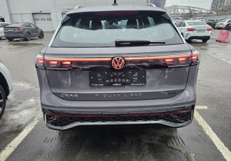 Новый Volkswagen Tiguan 2025 (7 фото)