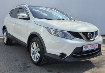 Подержанный автомобиль Nissan Qashqai 2016 года (3 фото)