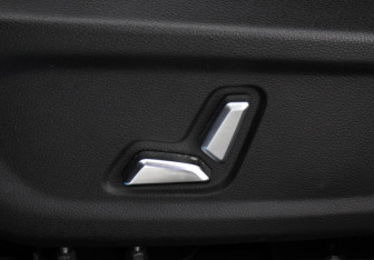 Подержанный автомобиль Jetour X90 Plus 2023 года (16 фото)