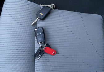 Подержанный автомобиль Chevrolet Cruze Hatchback 2012 года (16 фото)