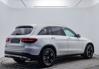 Подержанный автомобиль Mercedes-Benz GLC Coupe 2019 года (5 фото)