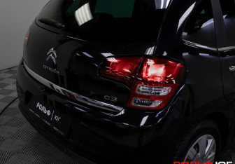 Подержанный автомобиль Citroen C3 Hatchback 2010 года (22 фото)