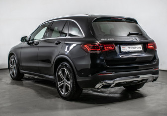 Подержанный автомобиль Mercedes-Benz GLC Coupe 2021 года (7 фото)