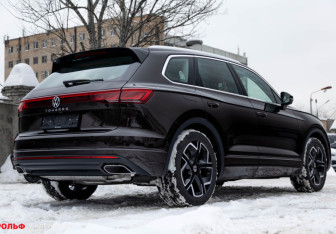 Новый Volkswagen Touareg 2025 (4 фото)