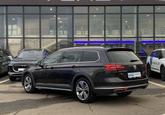 Подержанный автомобиль Volkswagen Passat Wagon 2018 года (7 фото)