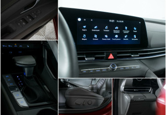 Подержанный автомобиль Hyundai Elantra Sedan 2021 года (10 фото)