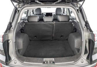 Подержанный автомобиль Москвич 3 2023 года (10 фото)