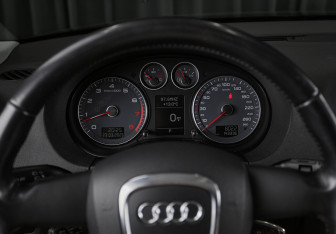 Подержанный автомобиль Audi A3 Hatchback 2012 года (11 фото)