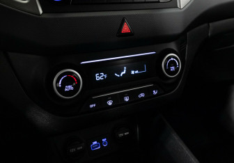 Подержанный автомобиль Hyundai Creta 2016 года (9 фото)