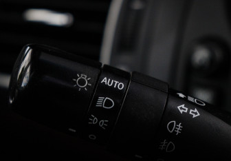 Подержанный автомобиль Toyota Land Cruiser Prado 2013 года (27 фото)