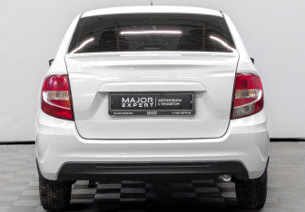 Подержанный автомобиль LADA (ВАЗ) Granta Sedan 2024 года (6 фото)