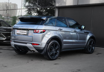 Подержанный автомобиль Land Rover Range Rover Evoque 2013 года (4 фото)