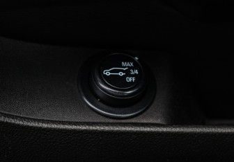 Подержанный автомобиль Cadillac SRX 2014 года (22 фото)