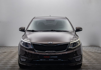 Подержанный автомобиль Kia Rio Sedan 2016 года (8 фото)