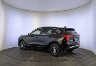 Подержанный автомобиль Haval Jolion 2023 года (7 фото)