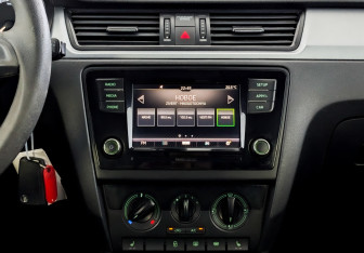 Подержанный автомобиль Skoda Rapid Liftback 2019 года (15 фото)