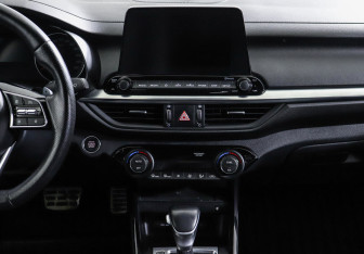 Подержанный автомобиль Kia Cerato Sedan 2020 года (9 фото)