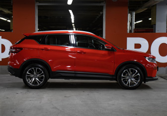 Подержанный автомобиль Geely Coolray 2020 года (4 фото)