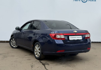 Подержанный автомобиль Chevrolet Epica 2011 года (7 фото)