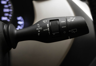 Подержанный автомобиль Lexus NX 2014 года (19 фото)