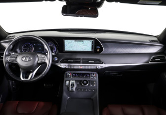 Подержанный автомобиль Hyundai Palisade 2021 года (15 фото)