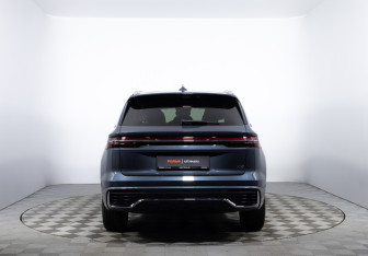 Подержанный автомобиль Geely Monjaro 2024 года (6 фото)