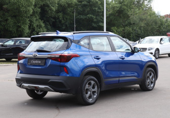 Подержанный автомобиль Kia Seltos 2021 года (5 фото)