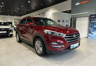 Подержанный автомобиль Hyundai Tucson 2016 года (3 фото)