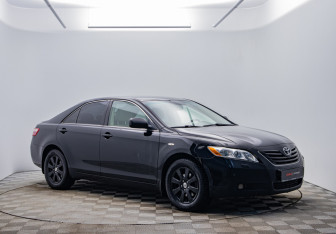 Подержанный автомобиль Toyota Camry Sedan 2008 года (3 фото)