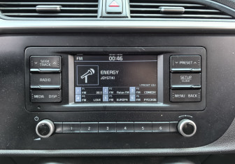 Подержанный автомобиль Kia Rio Hatchback 2021 года (17 фото)