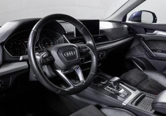 Подержанный автомобиль Audi Q5 2017 года (14 фото)