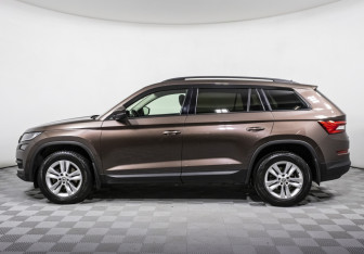 Подержанный автомобиль Skoda Kodiaq 2018 года (8 фото)