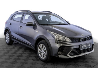 Подержанный автомобиль Kia Rio Hatchback 2021 года (3 фото)