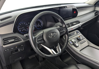 Подержанный автомобиль Hyundai Palisade 2021 года (15 фото)