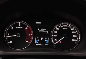 Подержанный автомобиль Mitsubishi Pajero Sport 2019 года (13 фото)