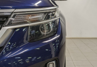 Подержанный автомобиль Kia Seltos 2021 года (16 фото)