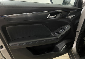 Подержанный автомобиль Haval Jolion 2023 года (17 фото)